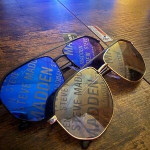 Steve Madden Aviator Sunglasses 2 pairs gold/gold & black/blue-purple- 1 NWT